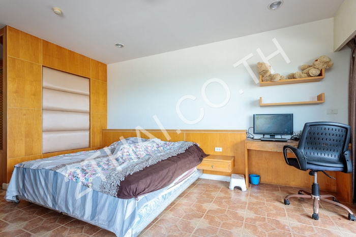 Krisda Golden Condotel , พัทยา, นาจอมเทียน - photo, price, location map