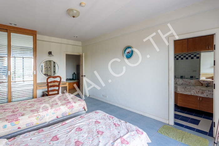 Krisda Golden Condotel , พัทยา, นาจอมเทียน - photo, price, location map