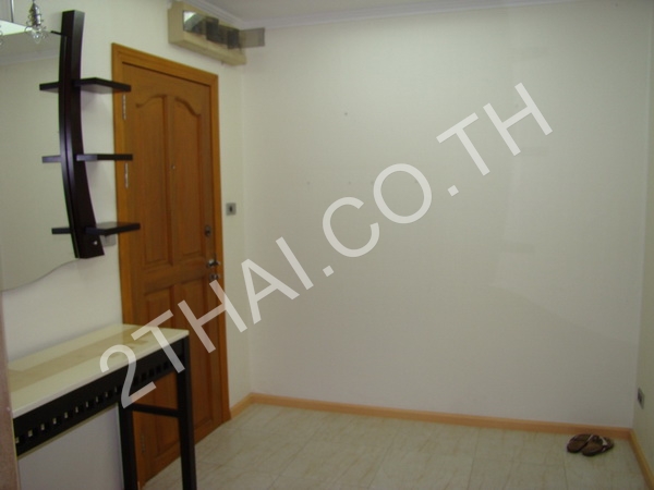 Jomtien Beach Condominium / คอนโดริมหาด จอมเทียน, พัทยา, จอมเทียน - photo, price, location map