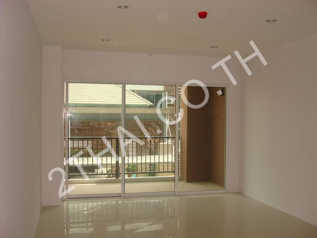 Diamond Suites Resort, พัทยา, พระตำหนัก - photo, price, location map