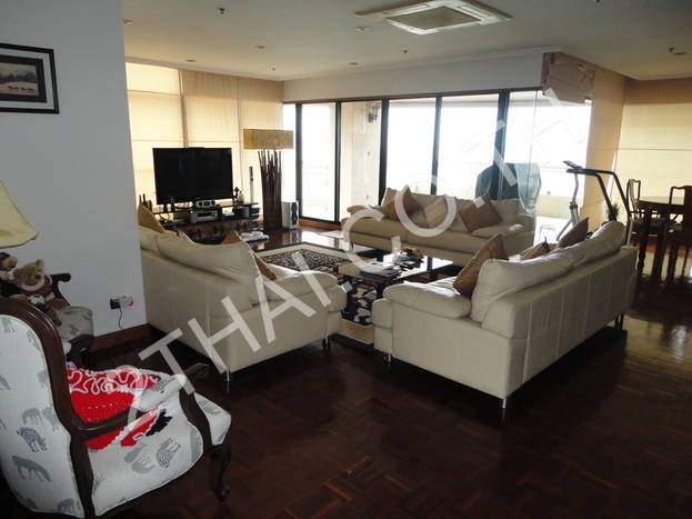 Baan Haad U Thong , พัทยา, พระตำหนัก - photo, price, location map