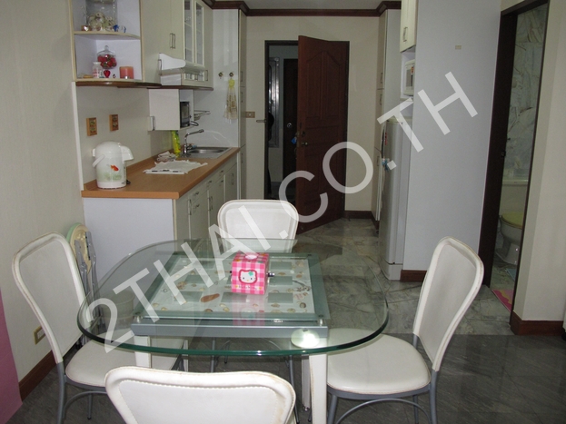 Krisda Golden Condotel , พัทยา, นาจอมเทียน - photo, price, location map