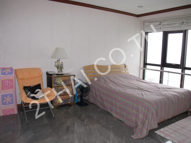 Krisda Golden Condotel , พัทยา, นาจอมเทียน - photo, price, location map