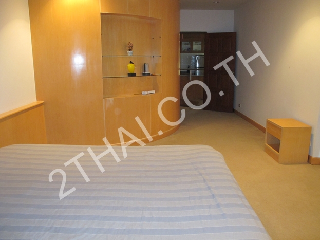 Krisda Golden Condotel , พัทยา, นาจอมเทียน - photo, price, location map