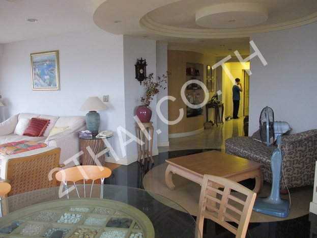 Krisda Golden Condotel , พัทยา, นาจอมเทียน - photo, price, location map