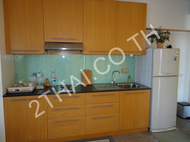 Krisda Golden Condotel , พัทยา, นาจอมเทียน - photo, price, location map