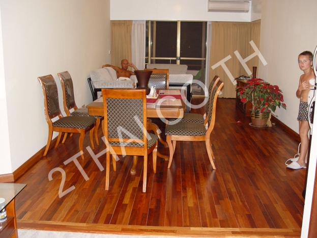 Krisda Golden Condotel , พัทยา, นาจอมเทียน - photo, price, location map