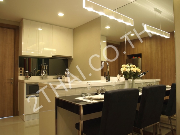 The Peak Towers, พัทยา, พระตำหนัก - photo, price, location map