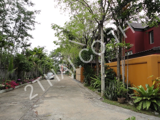 Jomtien Yacht Club, พัทยา, นาจอมเทียน - photo, price, location map