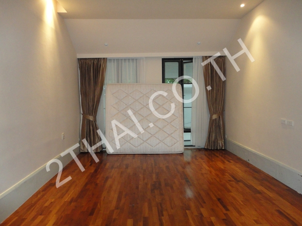 Jomtien Yacht Club, พัทยา, นาจอมเทียน - photo, price, location map