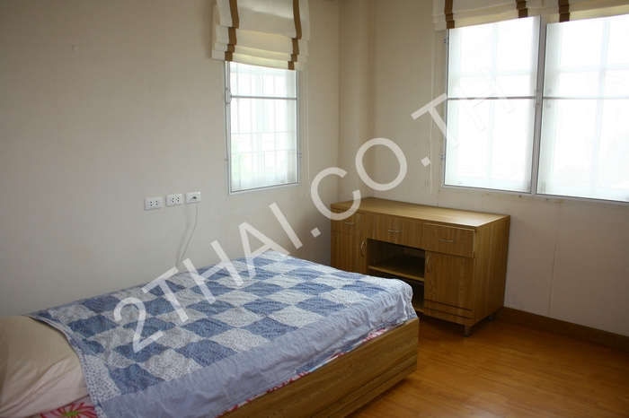 Baan Fha Rimhard, พัทยา, จอมเทียน - photo, price, location map
