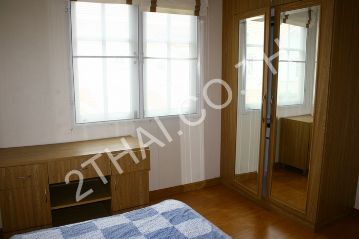 Baan Fha Rimhard, พัทยา, จอมเทียน - photo, price, location map