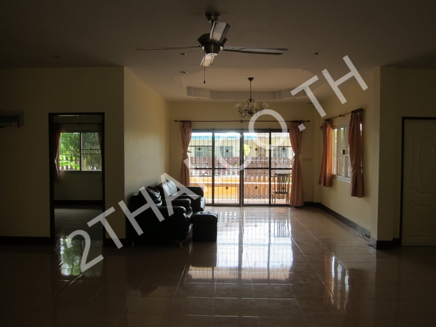 Pattaya Tropical Village, พัทยา, พัทยาตะวันออก - photo, price, location map