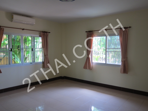 Pattaya Tropical Village, พัทยา, พัทยาตะวันออก - photo, price, location map