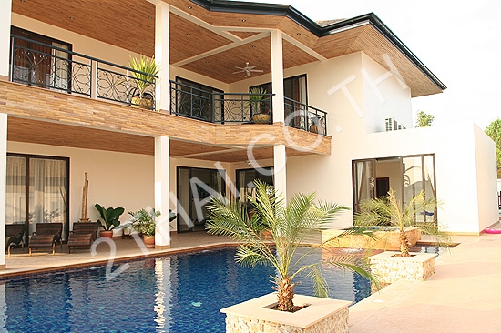 Phoenix Lakeside Pool Villas, พัทยา, ห้วยใหญ่ - photo, price, location map