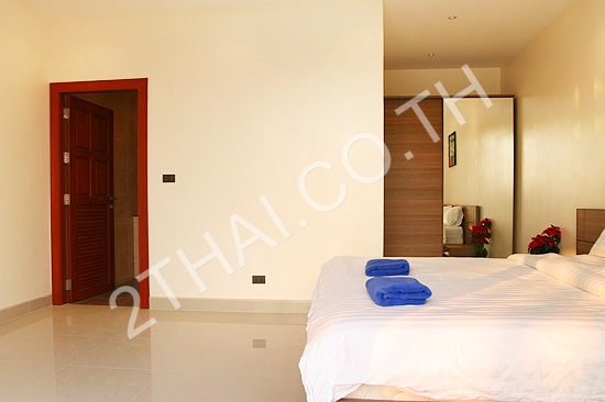 Phoenix Lakeside Pool Villas, พัทยา, ห้วยใหญ่ - photo, price, location map
