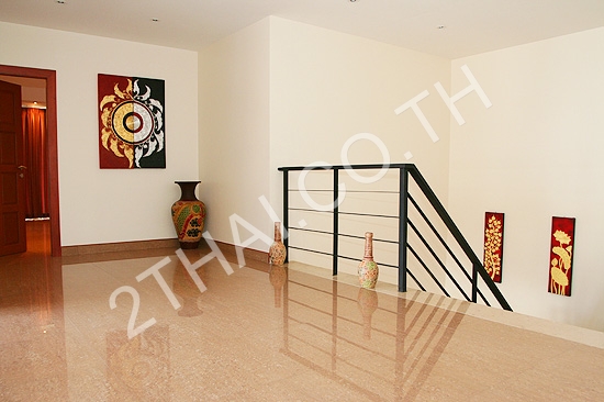 Phoenix Lakeside Pool Villas, พัทยา, ห้วยใหญ่ - photo, price, location map