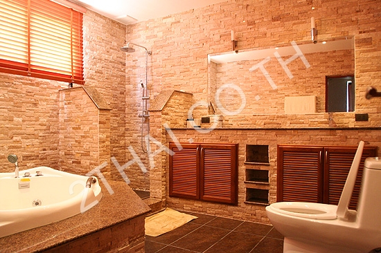 Phoenix Lakeside Pool Villas, พัทยา, ห้วยใหญ่ - photo, price, location map
