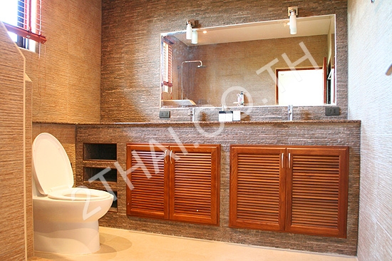 Phoenix Lakeside Pool Villas, พัทยา, ห้วยใหญ่ - photo, price, location map