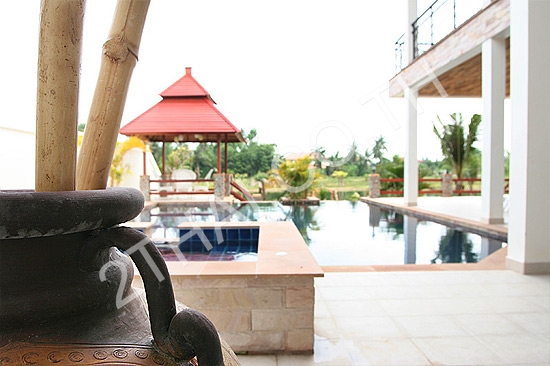 Phoenix Lakeside Pool Villas, พัทยา, ห้วยใหญ่ - photo, price, location map