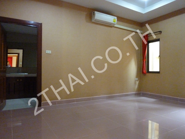 Hill Side Village, พัทยา, พัทยาตะวันออก - photo, price, location map