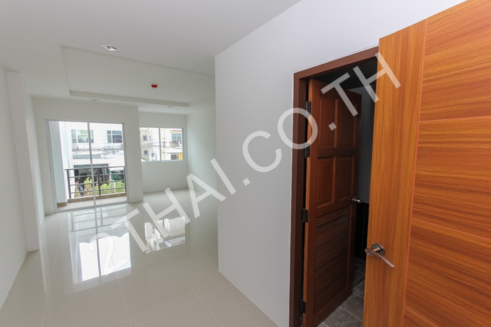 Beach 7 Condominium, พัทยา, จอมเทียน - photo, price, location map