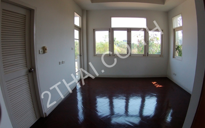 Baan Dhewaran, พัทยา, นาจอมเทียน - photo, price, location map