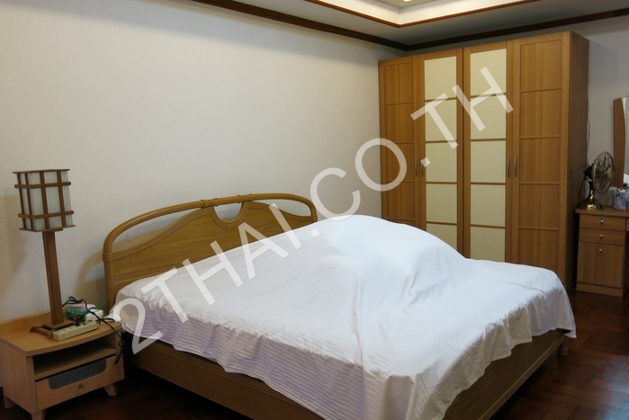 Krisda Golden Condotel , พัทยา, นาจอมเทียน - photo, price, location map