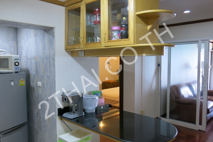 Krisda Golden Condotel , พัทยา, นาจอมเทียน - photo, price, location map