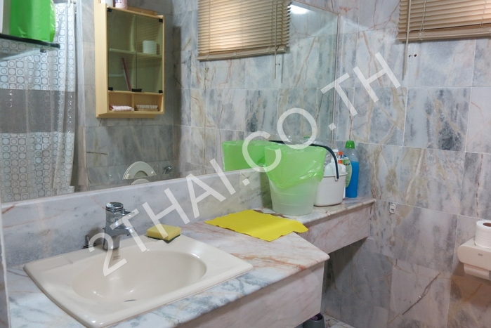 Krisda Golden Condotel , พัทยา, นาจอมเทียน - photo, price, location map