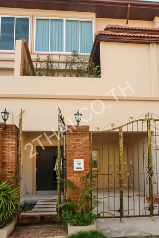 Beverly Hills, พัทยา, พระตำหนัก - photo, price, location map