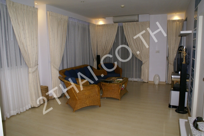 Diamond Suites Resort, พัทยา, พระตำหนัก - photo, price, location map
