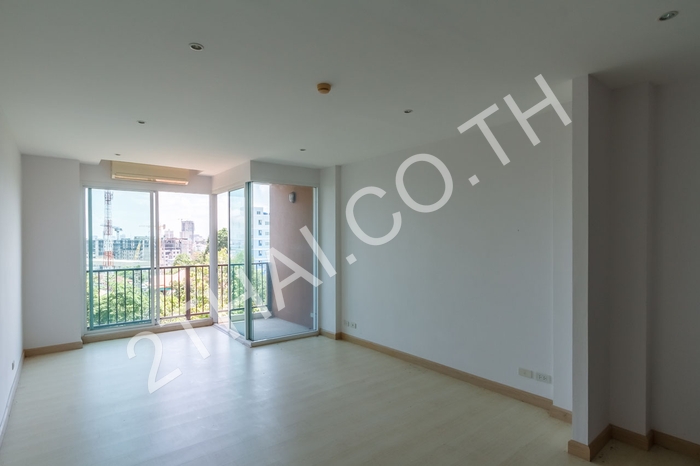 Diamond Suites Resort, พัทยา, พระตำหนัก - photo, price, location map