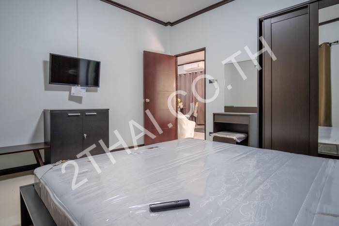 Royal Park Village, พัทยา, จอมเทียน - photo, price, location map