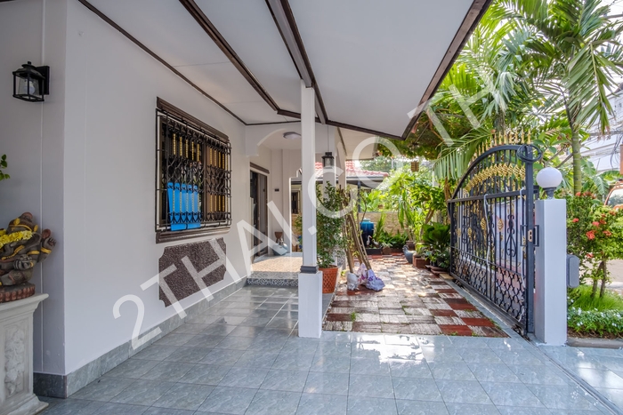 Royal Park Village, พัทยา, จอมเทียน - photo, price, location map