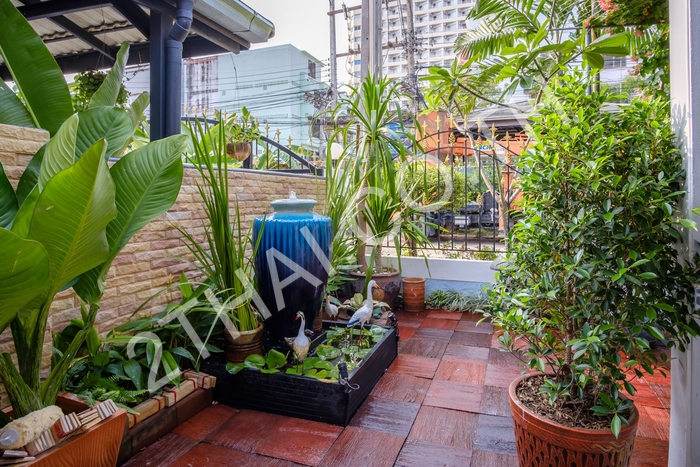 Royal Park Village, พัทยา, จอมเทียน - photo, price, location map