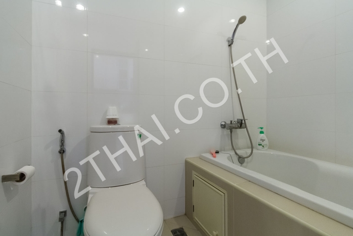 Diamond Suites Resort, พัทยา, พระตำหนัก - photo, price, location map