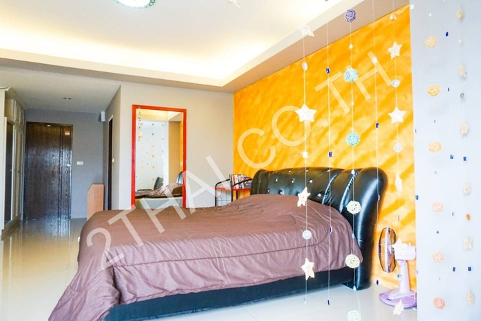 Royal Beach Condotel, พัทยา, พระตำหนัก - photo, price, location map
