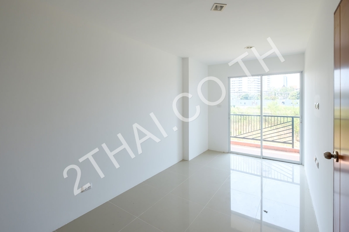 Trio Gems Condominium, พัทยา, จอมเทียน - photo, price, location map