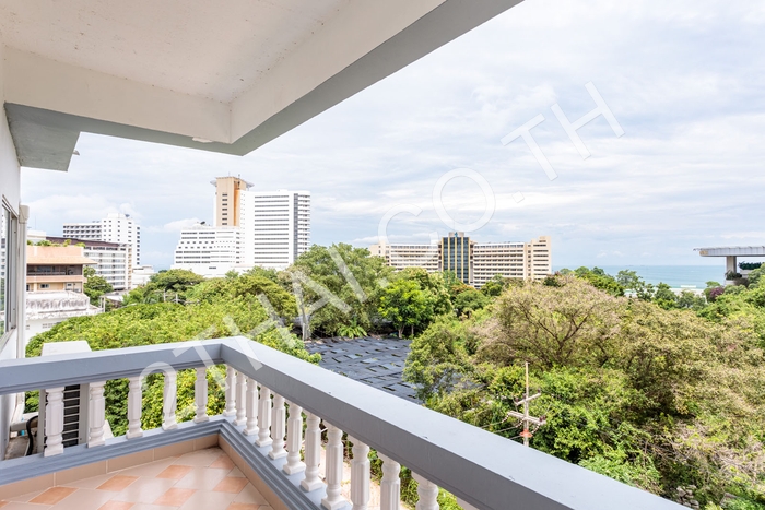 Royal Beach Condotel, พัทยา, พระตำหนัก - photo, price, location map