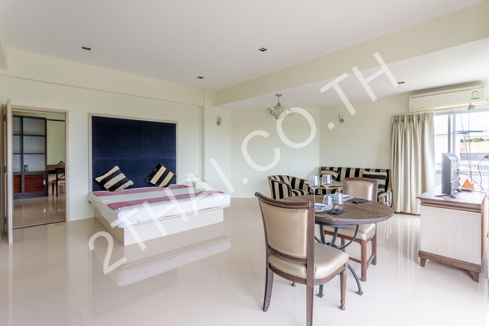 Royal Beach Condotel, พัทยา, พระตำหนัก - photo, price, location map