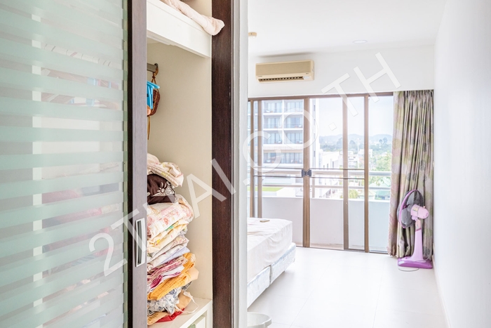 Krisda Golden Condotel , พัทยา, นาจอมเทียน - photo, price, location map
