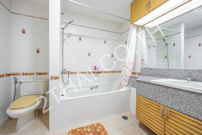 Krisda Golden Condotel , พัทยา, นาจอมเทียน - photo, price, location map