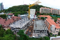 City Garden Pratumnak - photos of construction