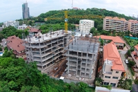City Garden Pratumnak - photos of construction