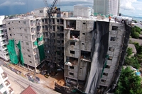 Beach 7 Condominium - photo of construction