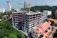 City Garden Pratumnak - photos of construction