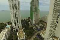 Wong Amat Tower - construction photoreview