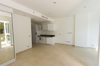 Centara Avenue Residence - construction progress