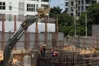 Aurora Pratumnak - construction update